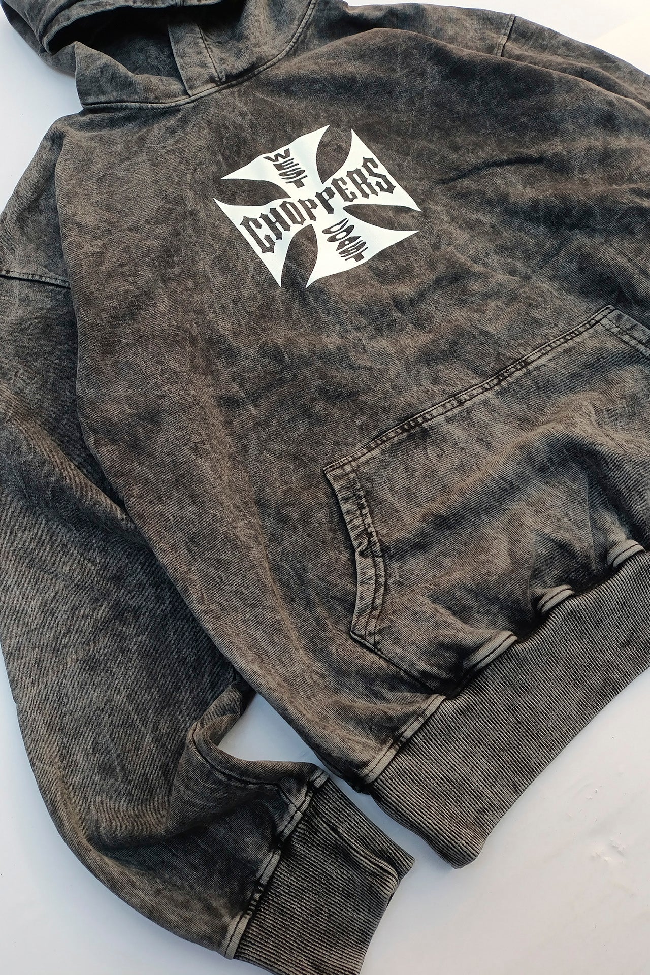 Hoodie en ASID WASH french terry 350 con diseño frontal y espalda