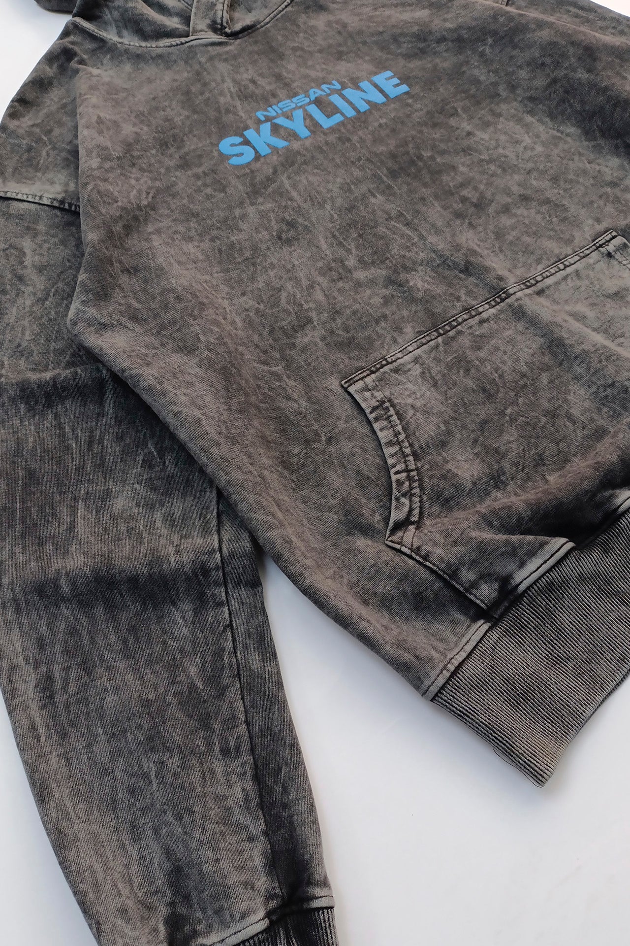 Hoodie en ASID WASH french terry 350 con diseño frontal y espalda SKY