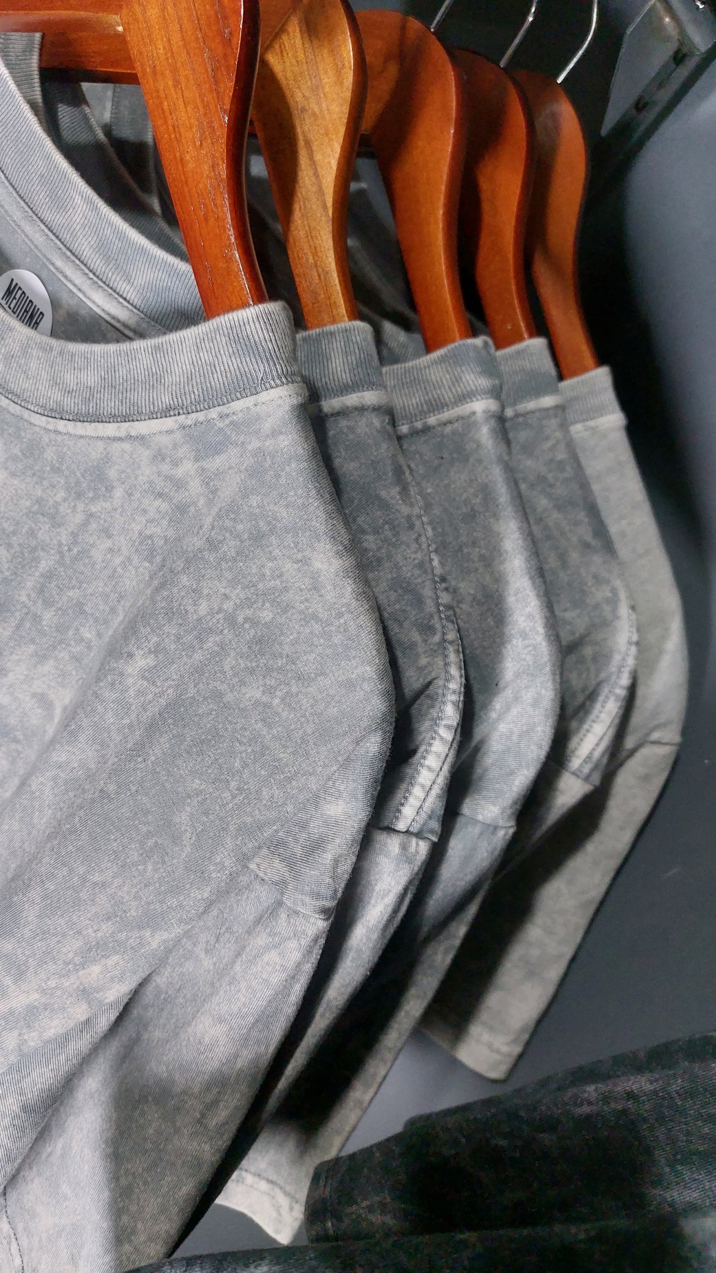 Playera asid wash GRIS